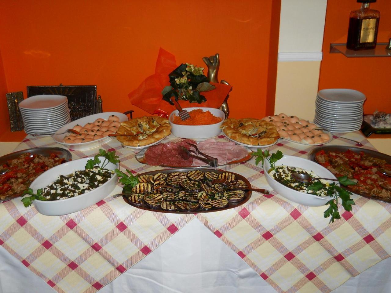 Hotel Della Piazzetta Varazze Bagian luar foto